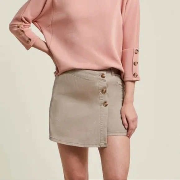 NEW/TAGS~Cute, Comfortable and Casual TRIBAL Denim Khaki Skort - Picture 4 of 7